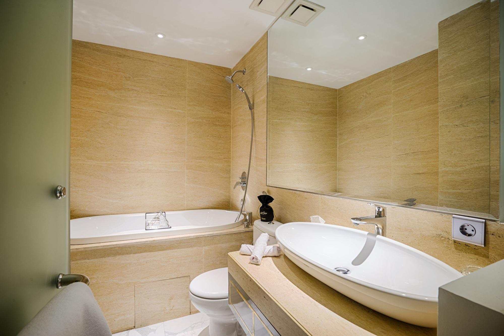 Art Deco Luxury & Bandung